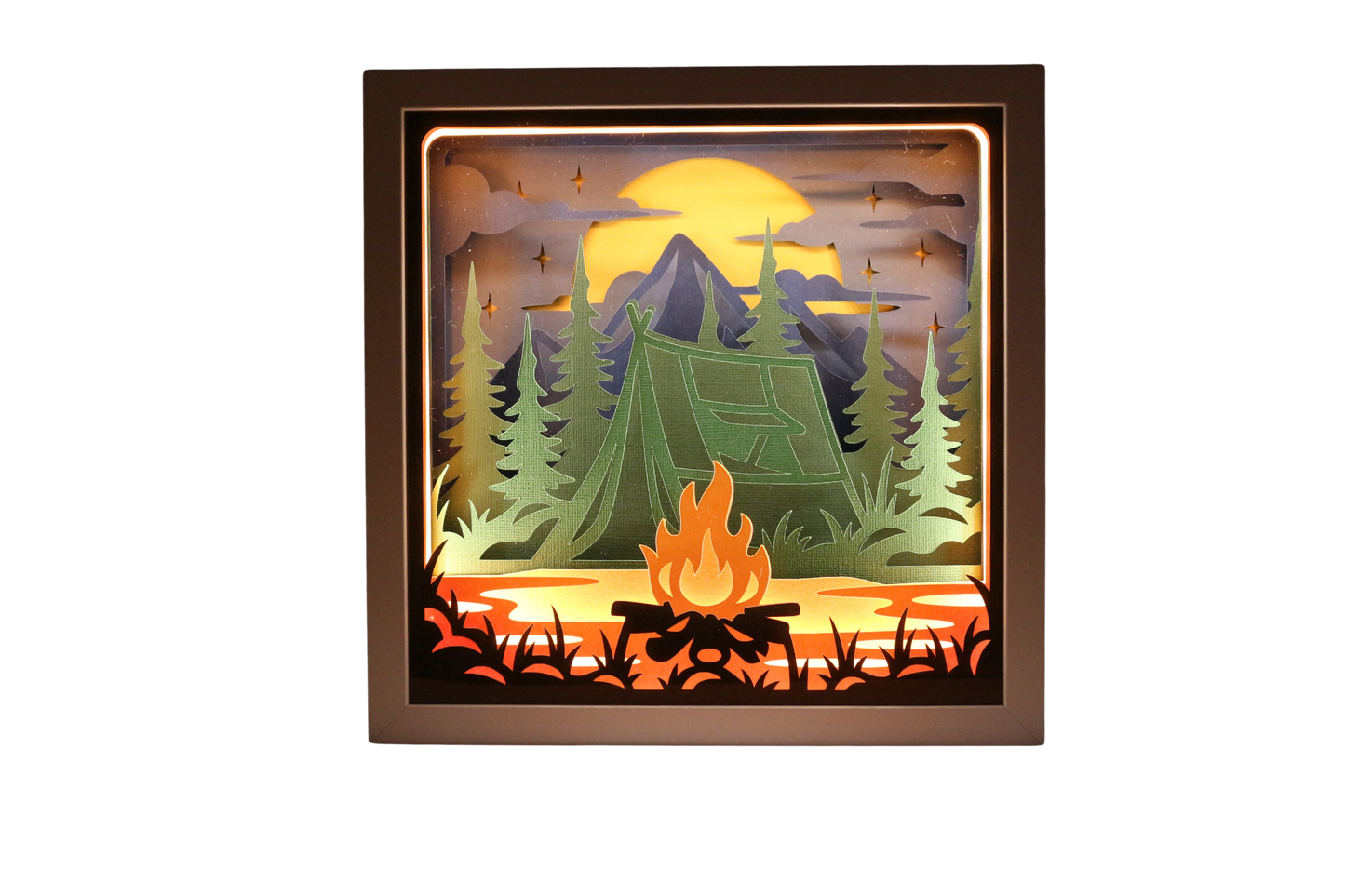 Lightbox Camping à la montagne : un cadeau pour les amateurs de plein air.