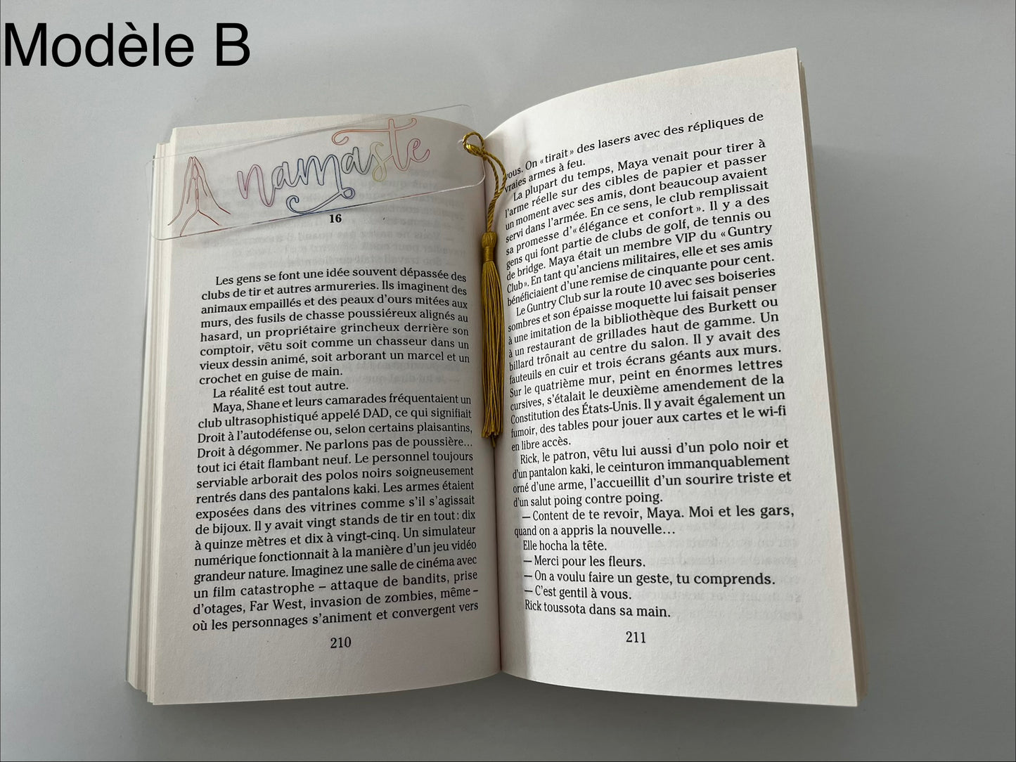 Marque-pages, en acrylique gravé et colorisé